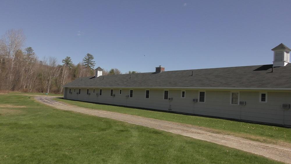 Gale River Motel photo 65
