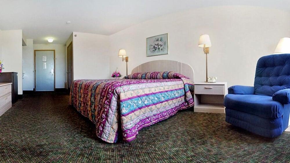 Days Inn by Wyndham Chillicothe photo 19