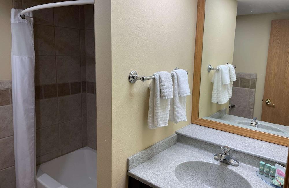 Crossroads Hotel and Event Center photo 6