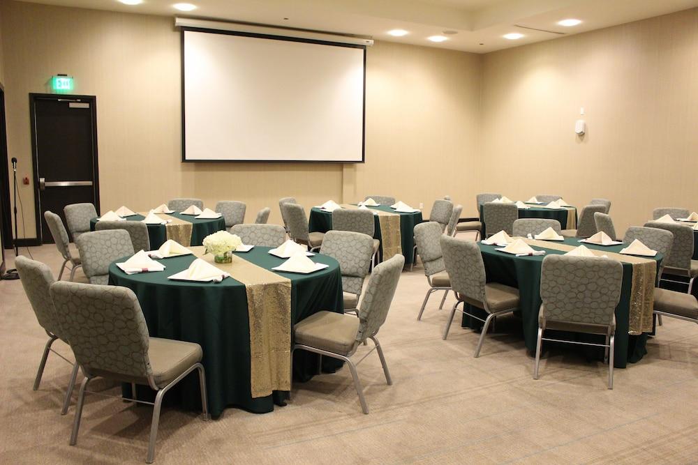 Hotel Indigo WACO - BAYLOR by IHG photo 75