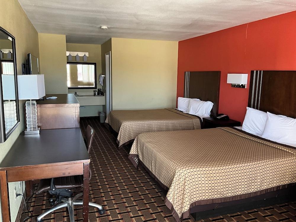 Executive inn & Suites photo 13