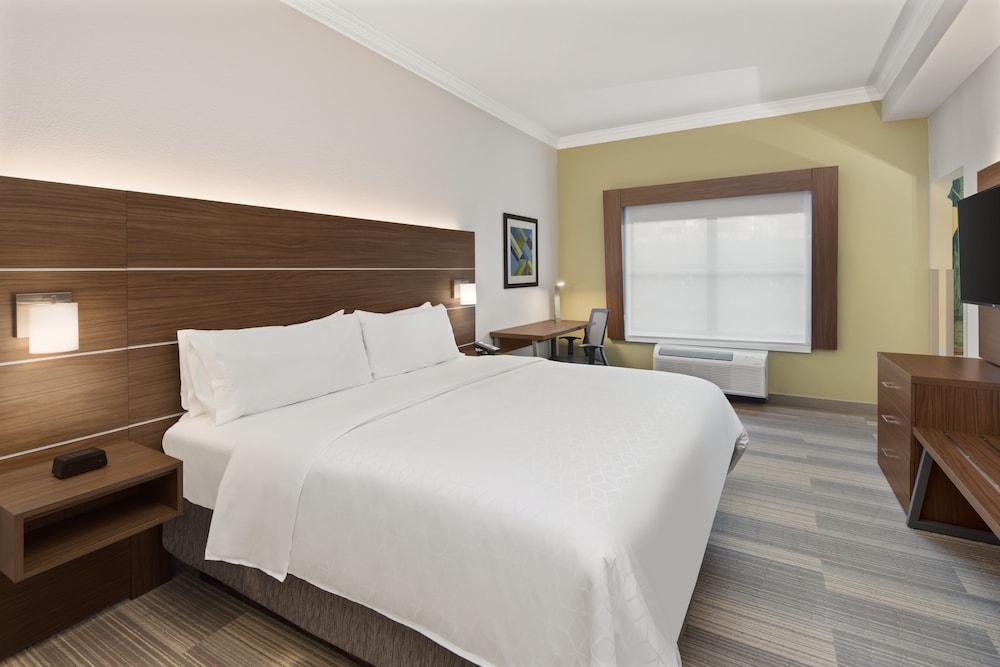 Holiday Inn Express & Suites Byron by IHG photo 33