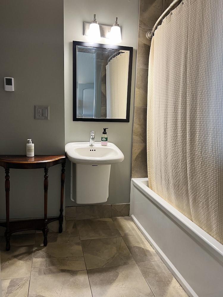 The Black Hawk Hotel photo 27