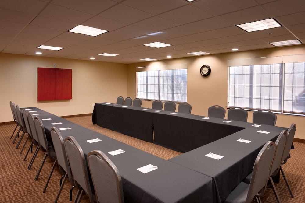 Towneplace Suites Marriott Meridian photo 27