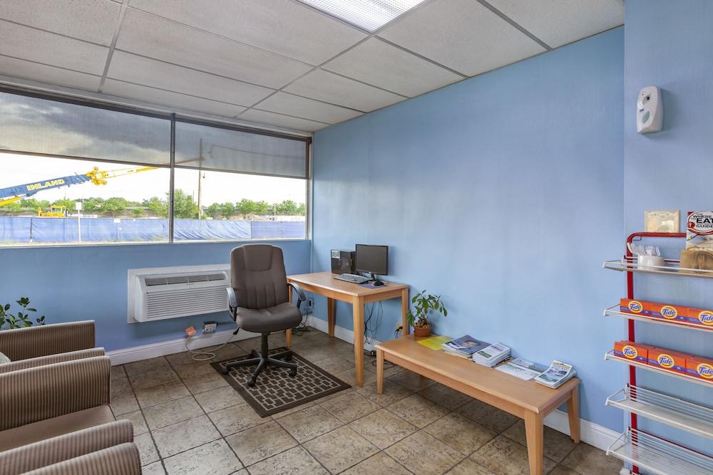 Budget Inn Boise photo 24