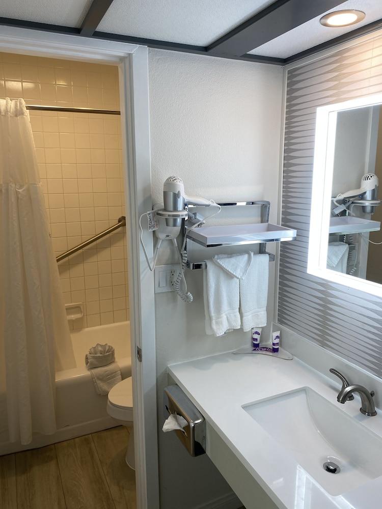 Kings Inn San Diego photo 28