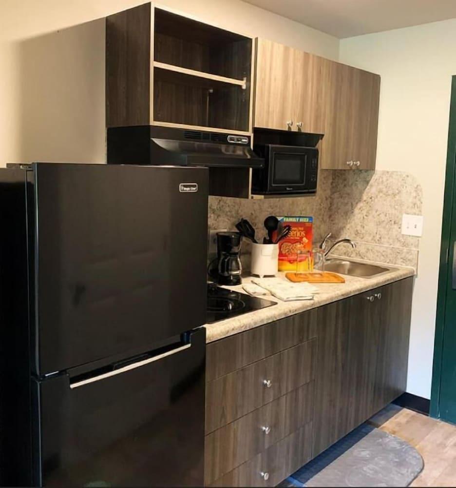 WoodSpring Suites Atlanta Airport photo 14