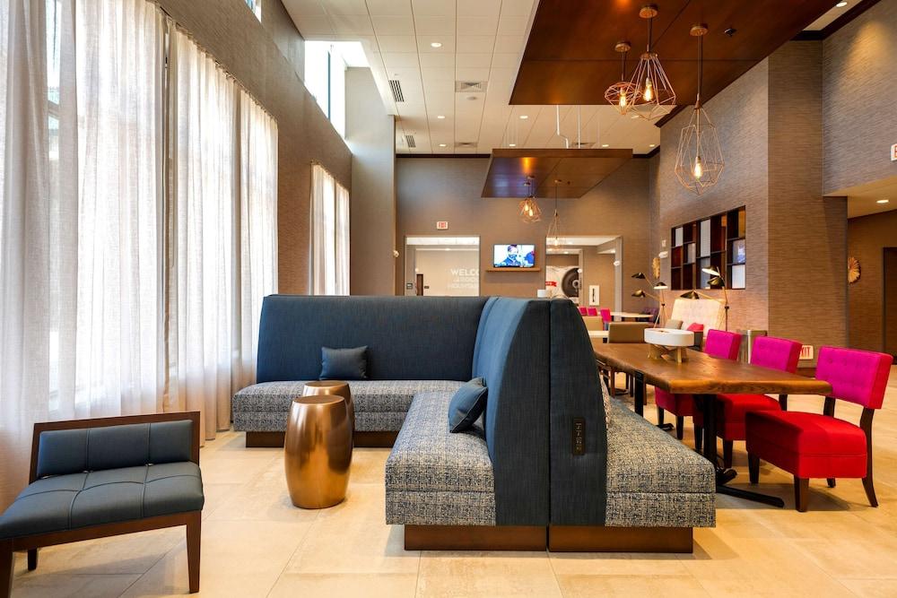 Hampton Inn & Suites Aurora South Denver photo 9