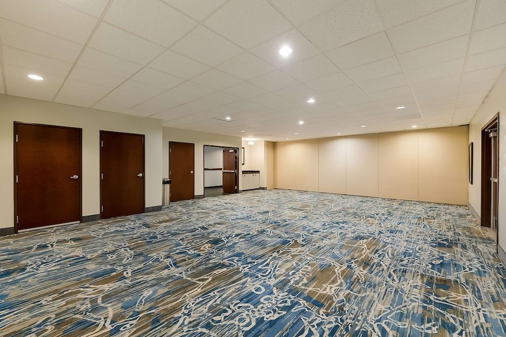 Best Western Douglas Inn & Suites photo 26