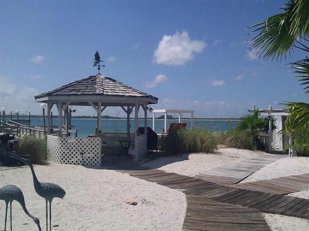 Island's End Resort photo 33