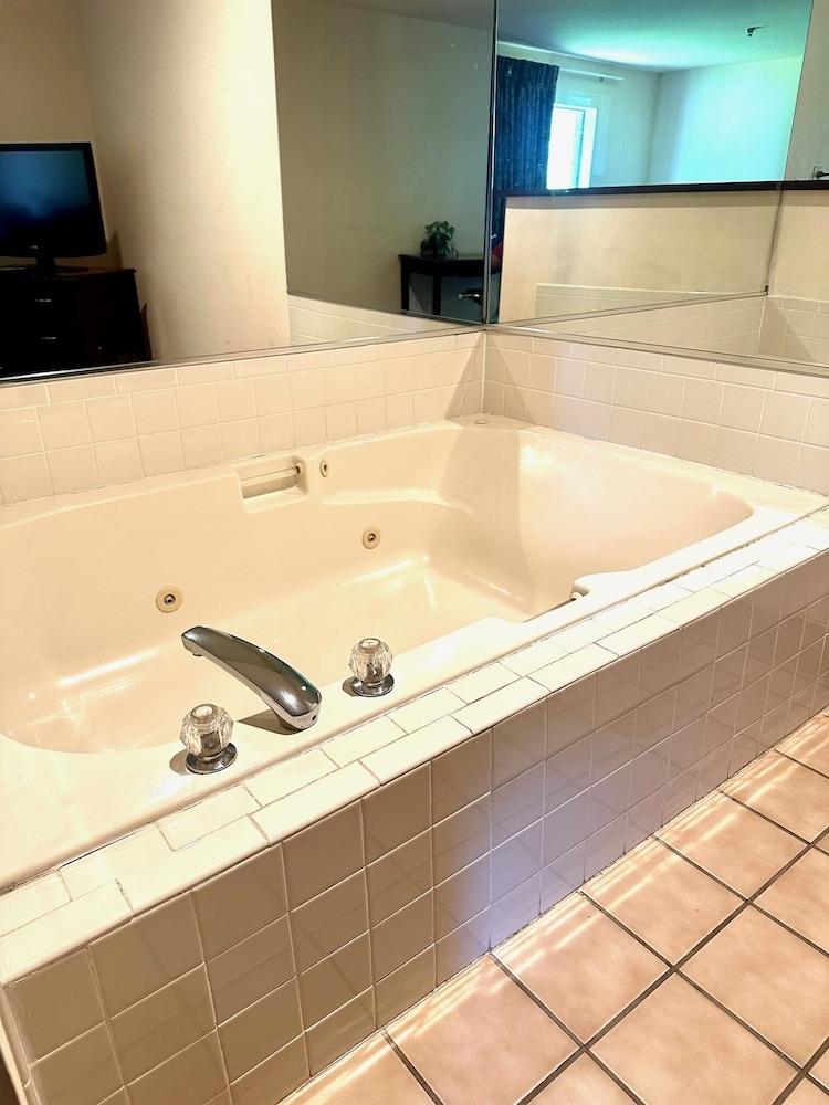 Haven Inn & Suites photo 9