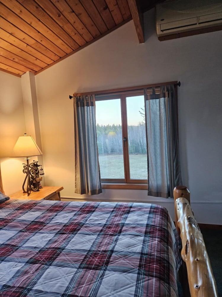 Bear Mountain Lodge photo 49