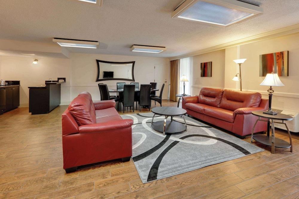 Wyndham Riverfront Little Rock photo 31