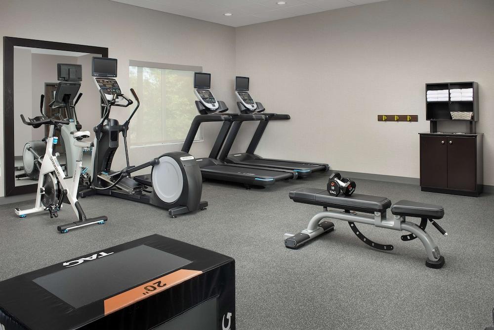 Hampton Inn & Suites Lexington Columbia photo 26