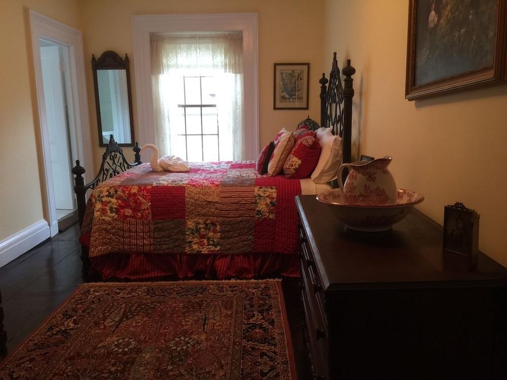 Brinckerhoff Inn photo 7