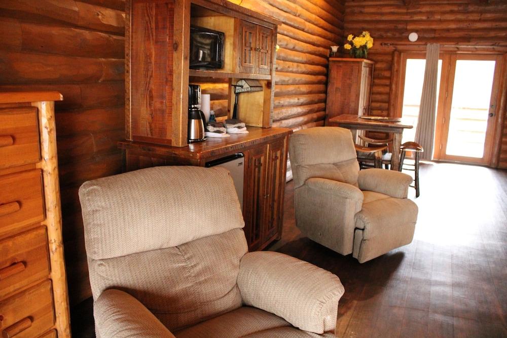 Cedar Lodge and Settlement photo 72