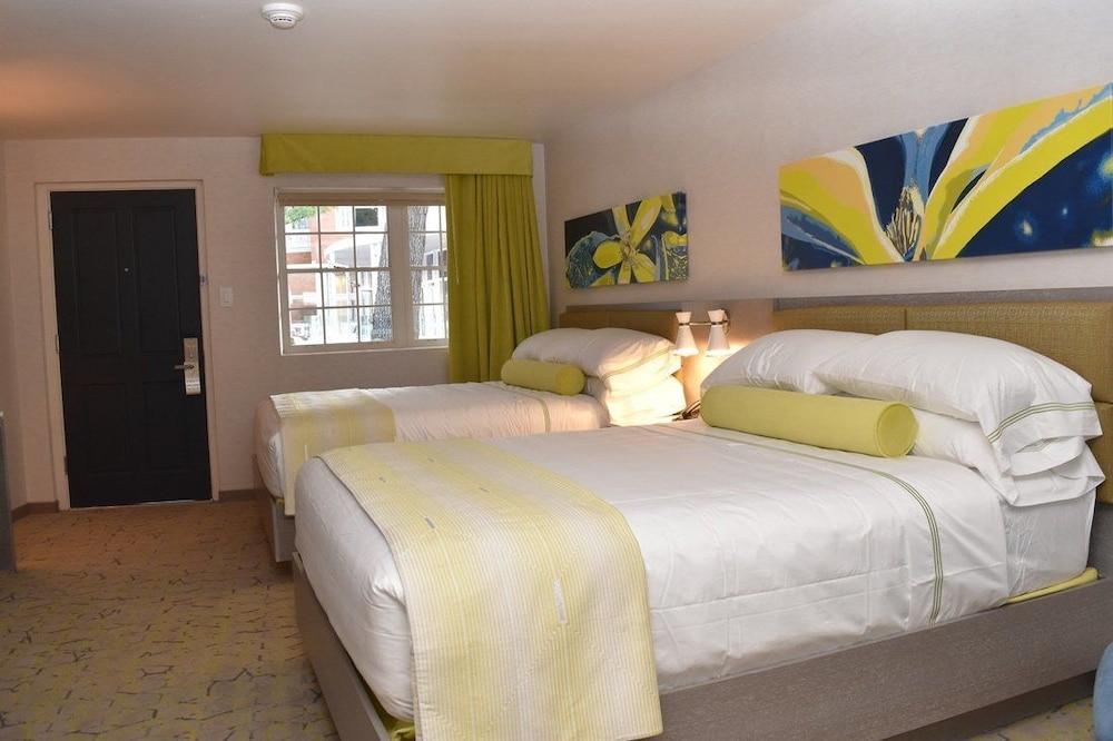 The Fredonia Hotel and Convention Center photo 15