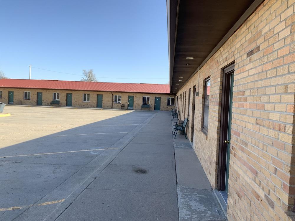 Frontier Motel photo 26