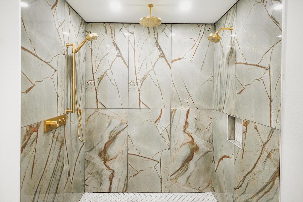 POSH on Kirkwood A Boutique Hotel photo 7