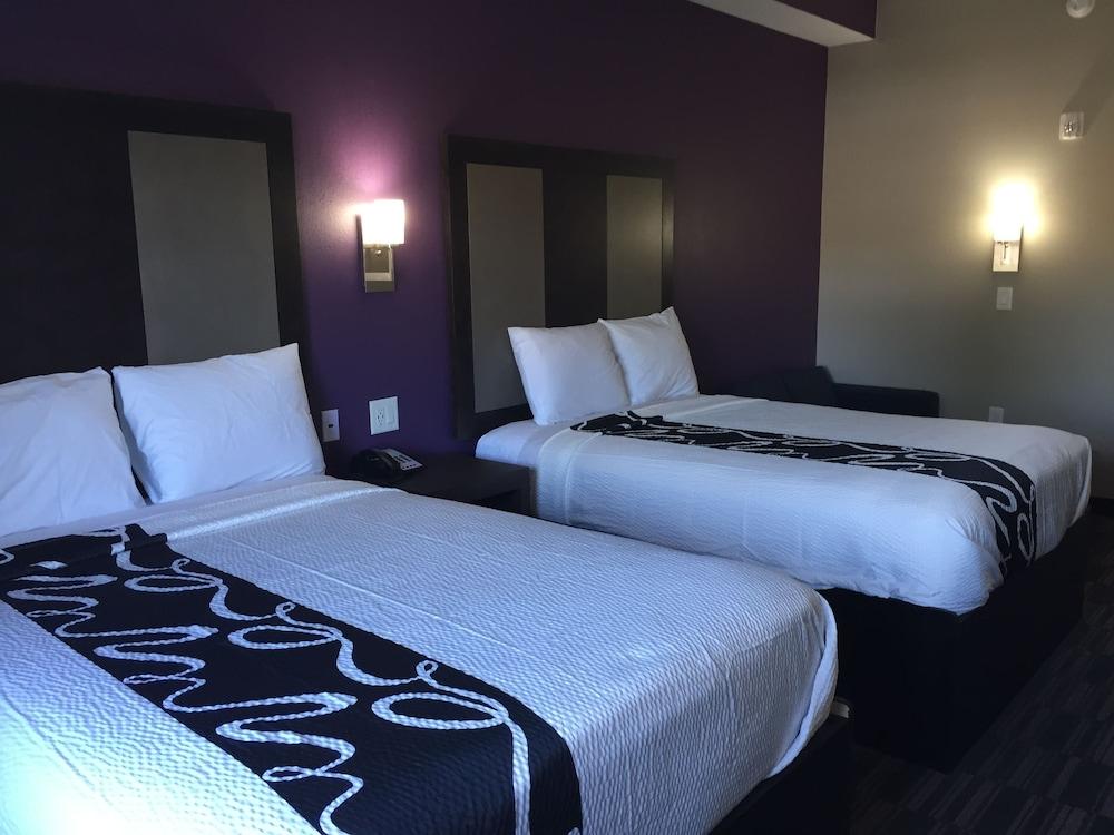 Home Inn and Suites photo 22