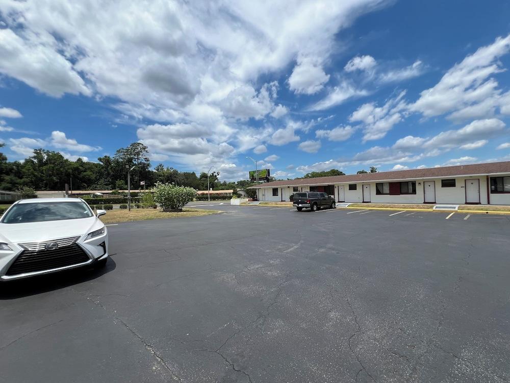 Budget Inn photo 26