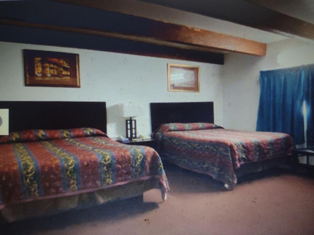 Budget Inn & Suites photo 5