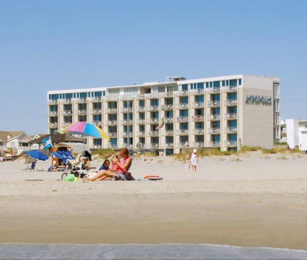 Acropolis Oceanfront Resort photo 3