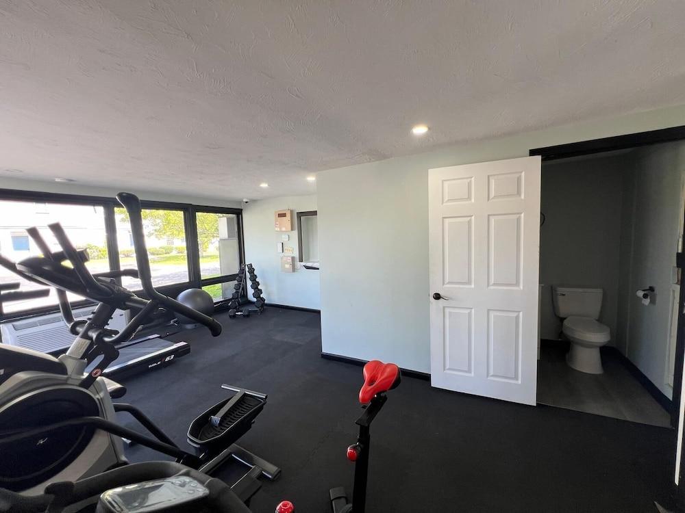Harborside Suites photo 20