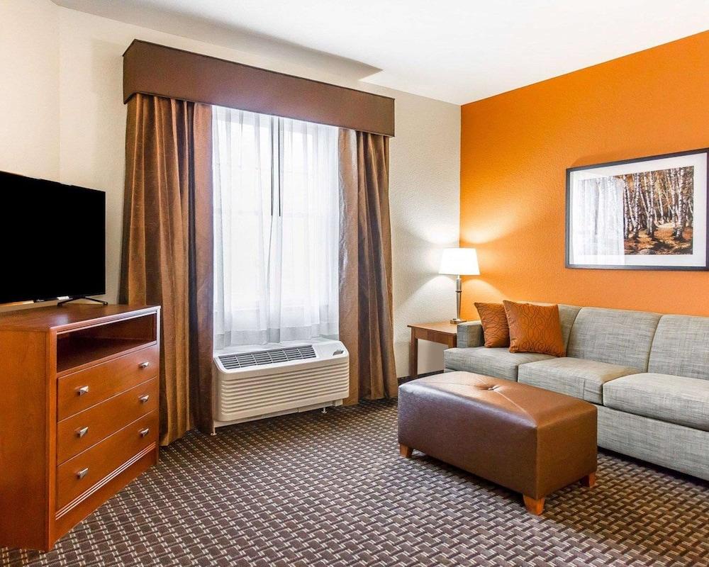 MainStay Suites Stanley photo 38