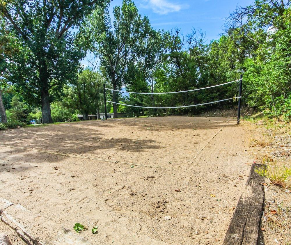 Wolf Creek Village photo 14