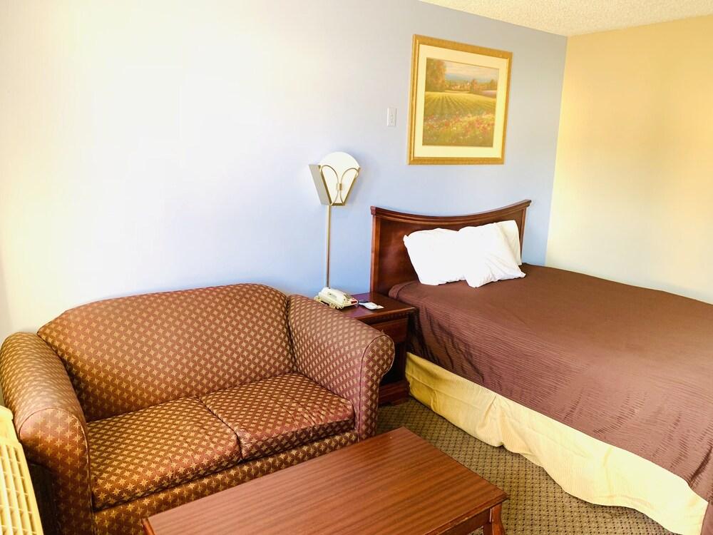 Mallard Inn photo 3