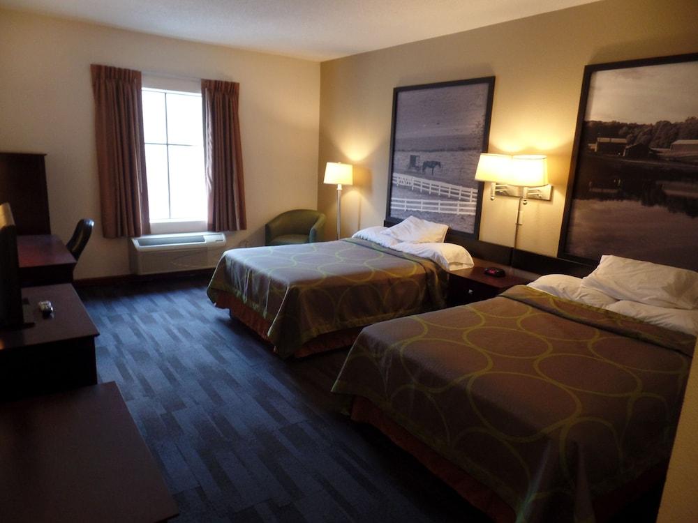Super 8 by Wyndham Beaver Falls photo 6
