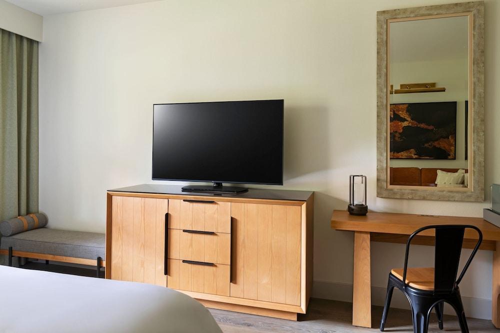 Red Cliffs Lodge Zion, A Tribute Portfolio Hotel - Marriott Bonvoy photo 9
