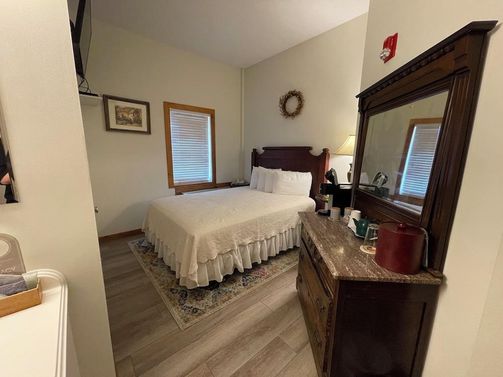 Damascus Old Mill Inn photo 20