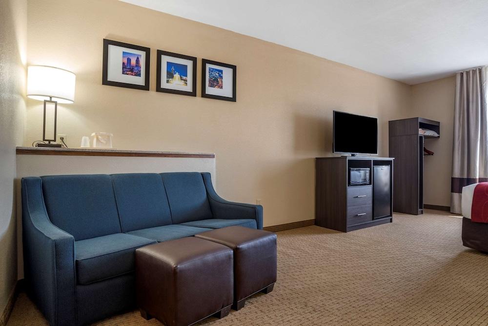 Comfort Suites Mobile photo 4