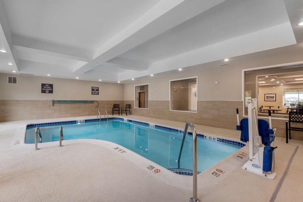 Best Western Plus Rumford Falls photo 12