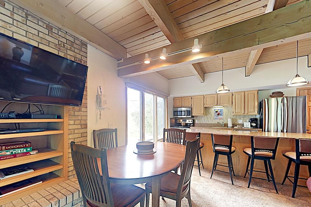 The Timberline Condominiums photo 62