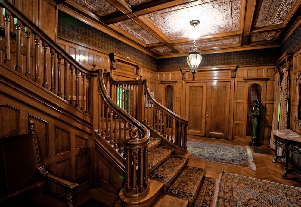 The Inn at Irwin Gardens photo 15