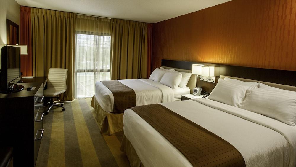 Wyndham Rochester Downtown photo 2