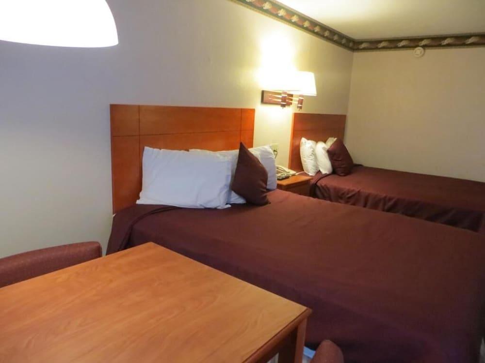Mountain House Inn photo 20