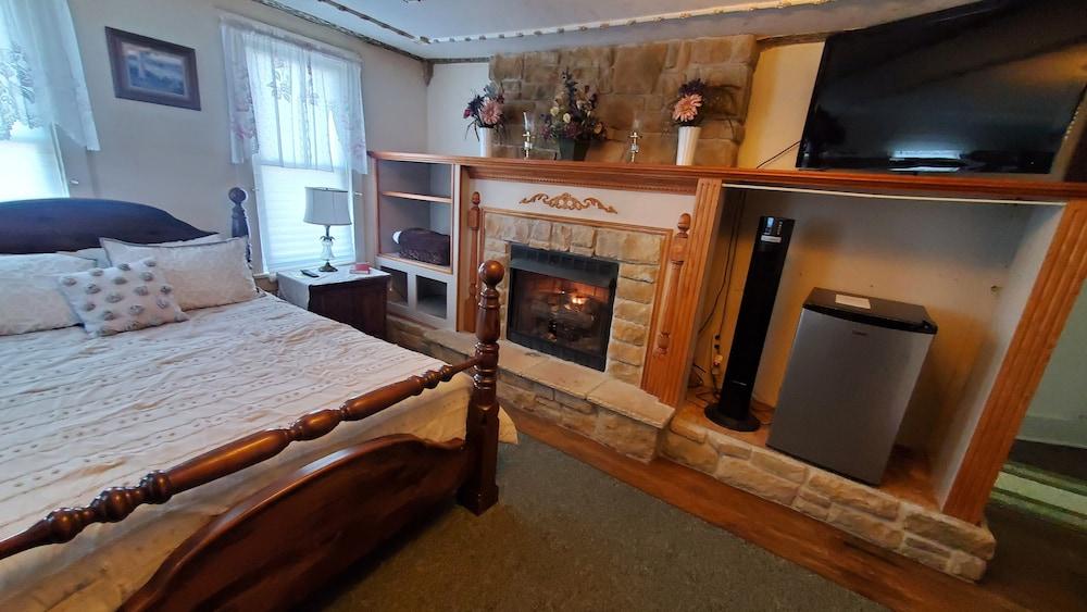 The Miner's Lodge photo 20