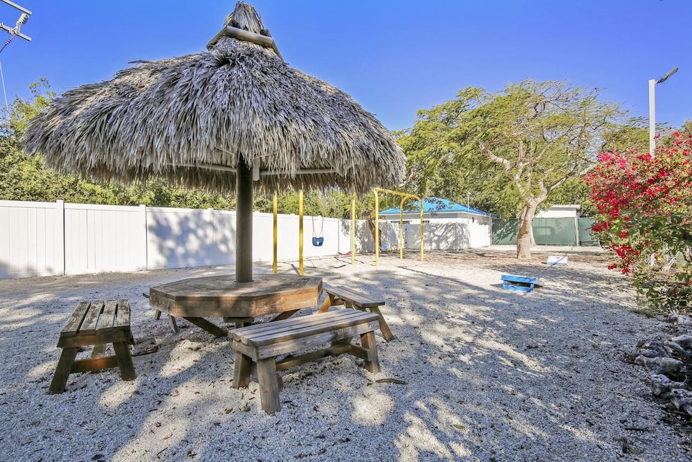 Ocean Pointe Suites at Key Largo photo 46