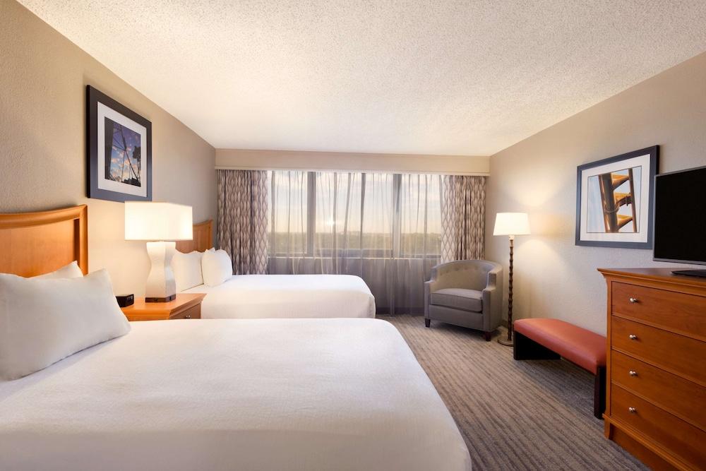 Embassy Suites by Hilton Orlando International Dr ICON Park photo 27