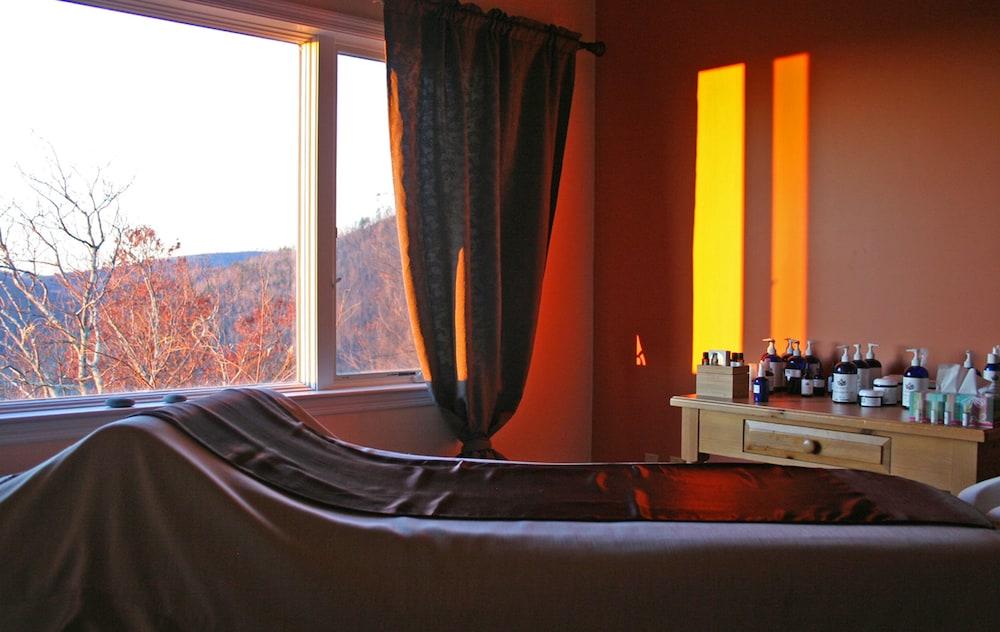 Art of Living Retreat Center photo 27