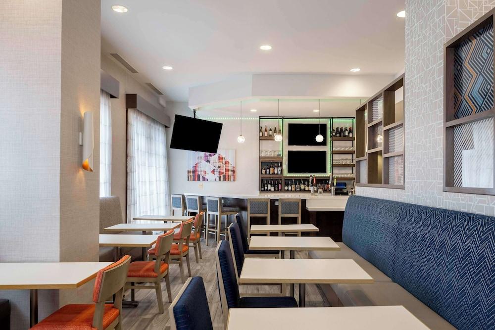 Hampton Inn Washington-Downtown-Convention Center photo 41