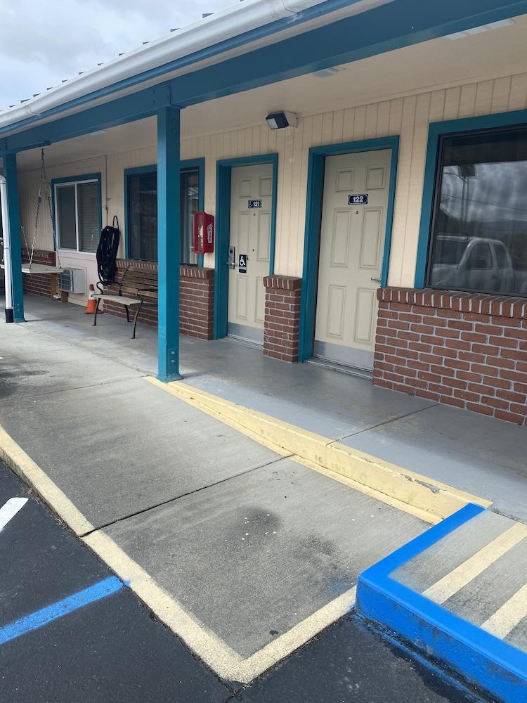 Travel Inn photo 11