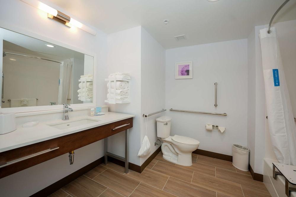 Hampton Inn & Suites Aurora South Denver photo 37