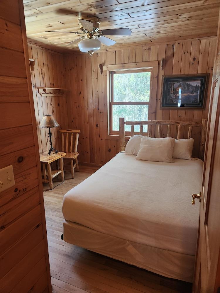 Timber Trail Lodge photo 21