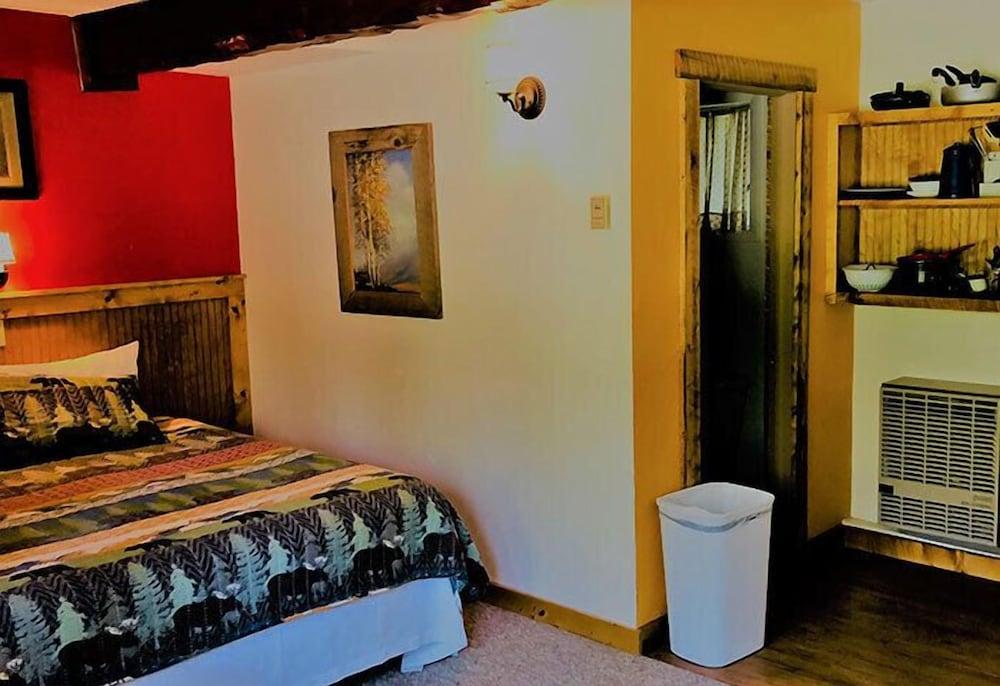 Grizzly Lodge photo 10