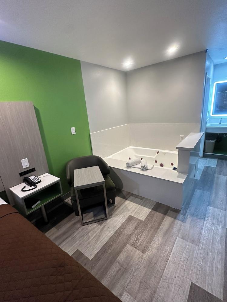 Garden Inn photo 14
